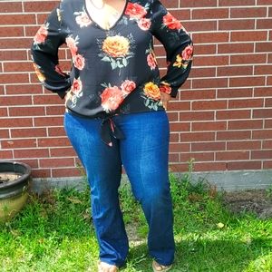 Karen T Wide-Leg Spandex Double Pocket Jeans